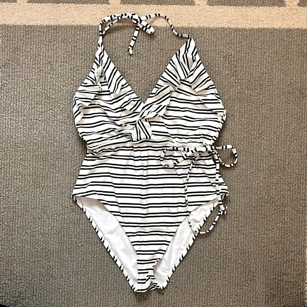 Cupshe bathing suit